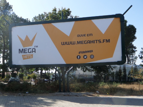 mega hits outdoor 8×3